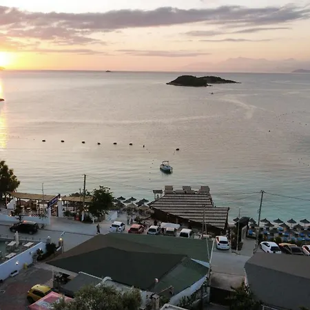 De Luna 4* Ksamil