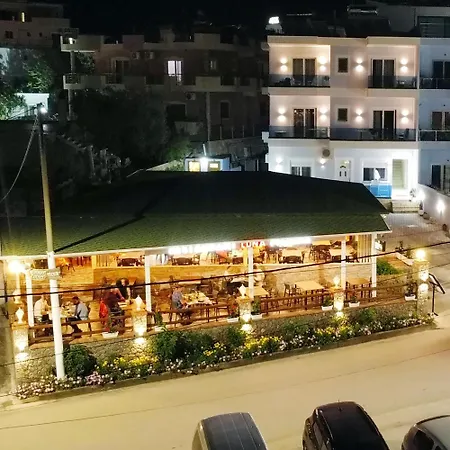 Hotel De Luna 4*