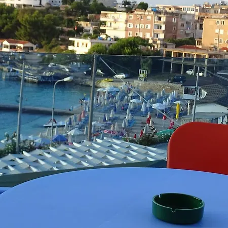 De Luna Hotel 4*